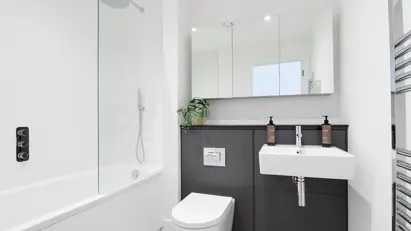 Mansion House Bathroom