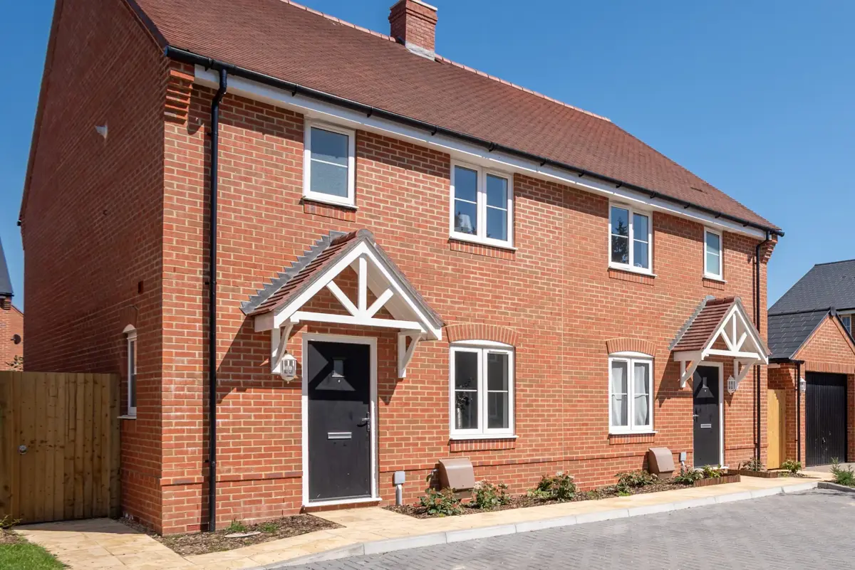 Abbeyfield 86 87