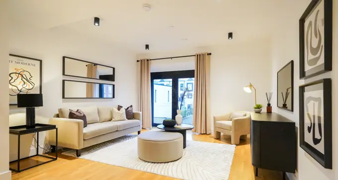 Mansion House Living Roomii (1)