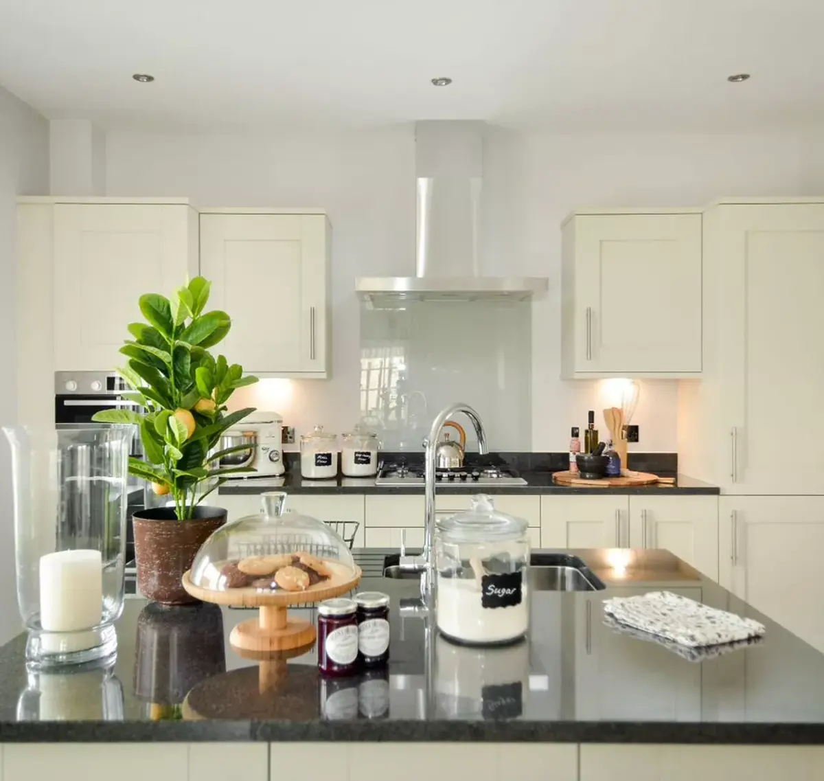 Kitchen 1