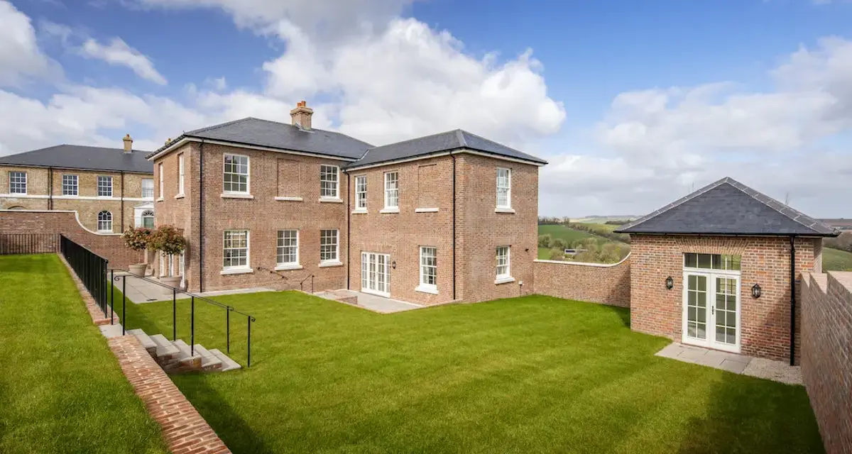 B1067 18 Peninsula View Poundbury Place For People (1)