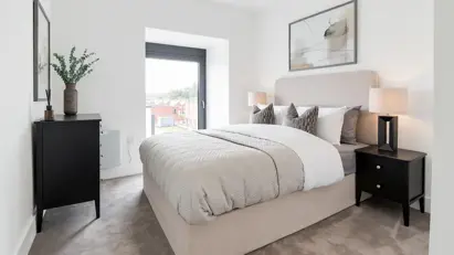 Mansion House Main Bedroom(1)
