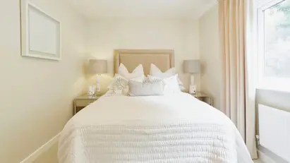 Marble Square Bedroom