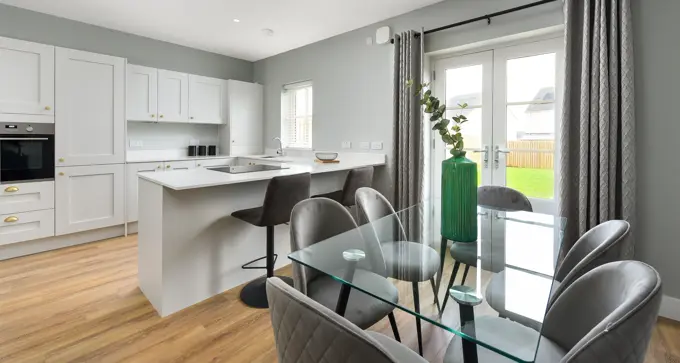 Kitchen Dining 1