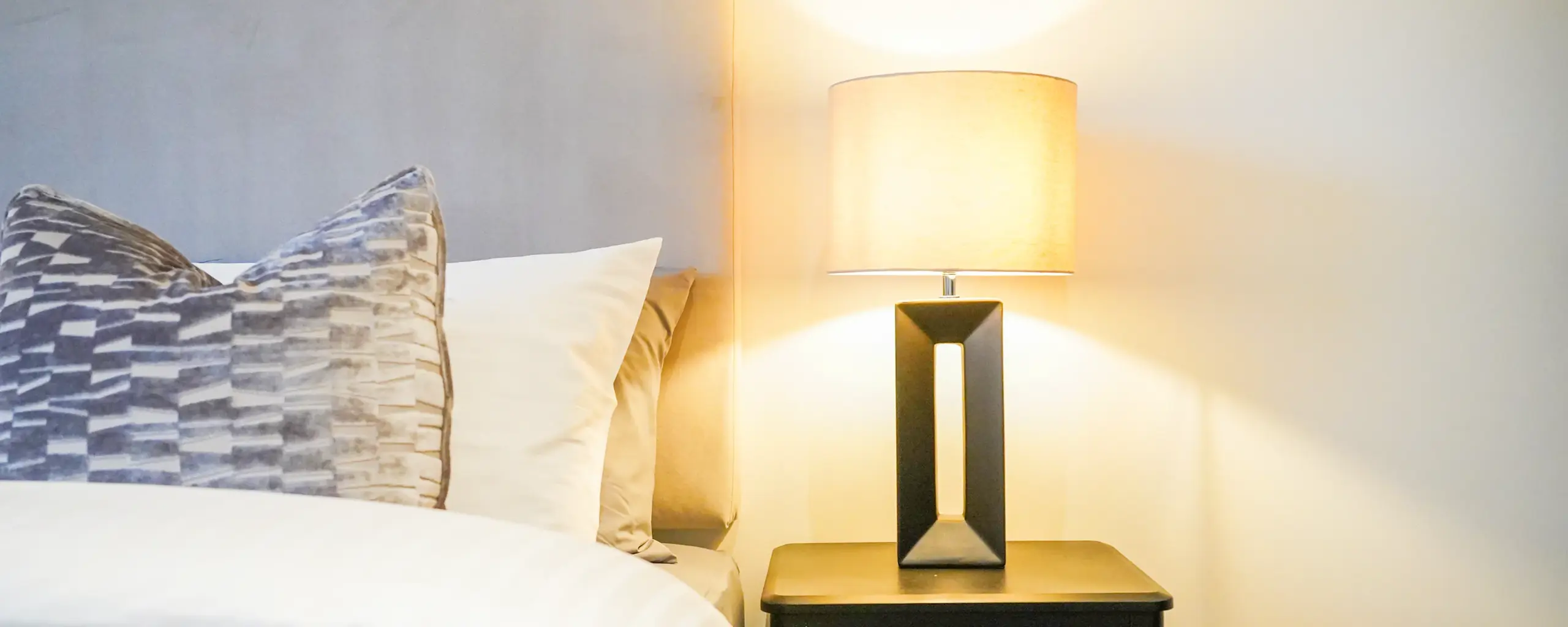 Mansion House Bedroom Detail