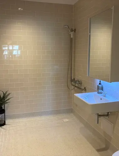 Meadowcroft Lodge Bathroom