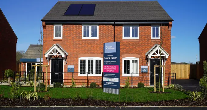 Darwin Manor Show Homes