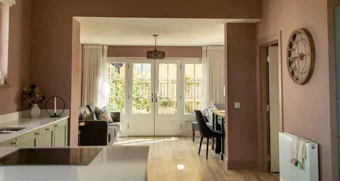 Laurie Garden Room 1