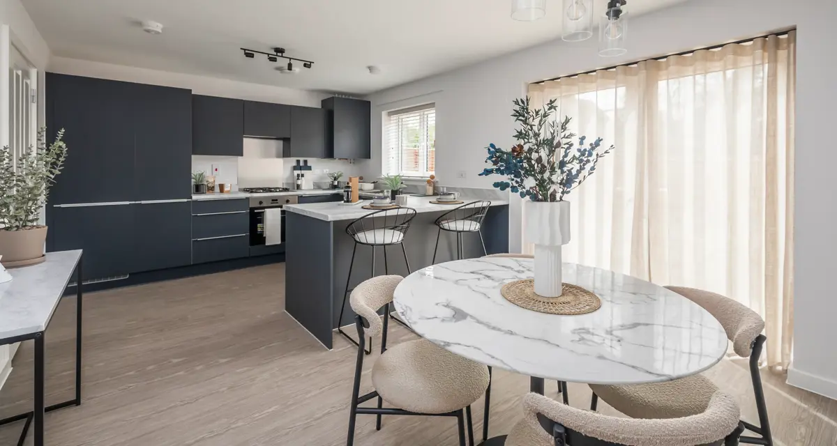 Jackdaw Typical Main Bedroom