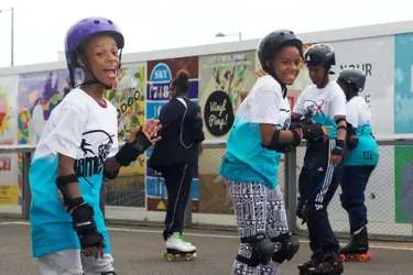 Kids On Rollerskates