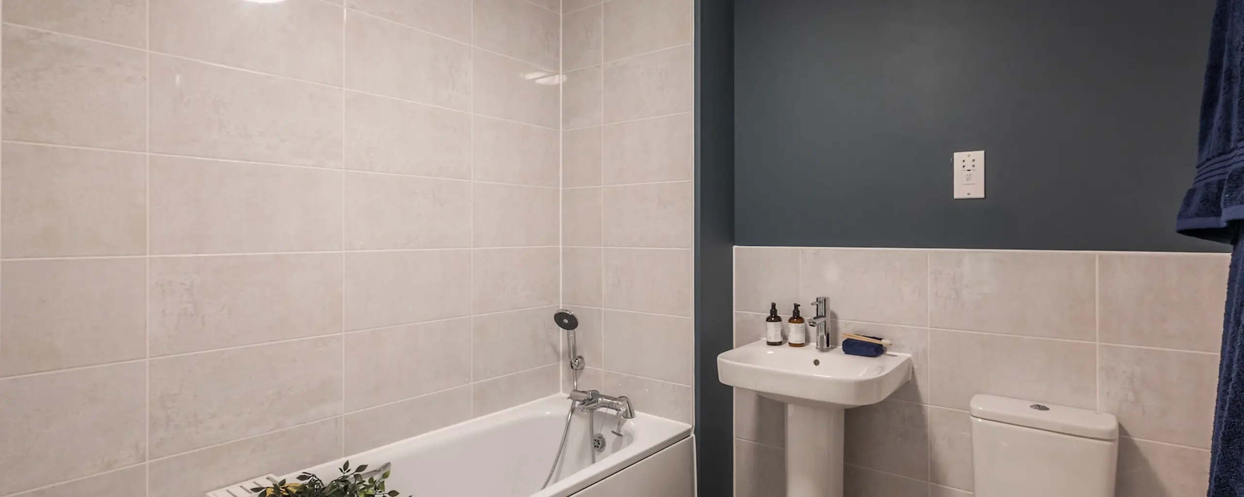 Marble Square Bathroom