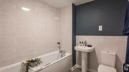 Marble Square Bathroom