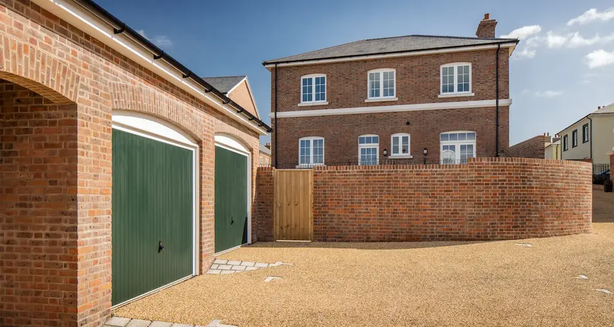 B1067 11 Peninsula View Poundbury Place For People