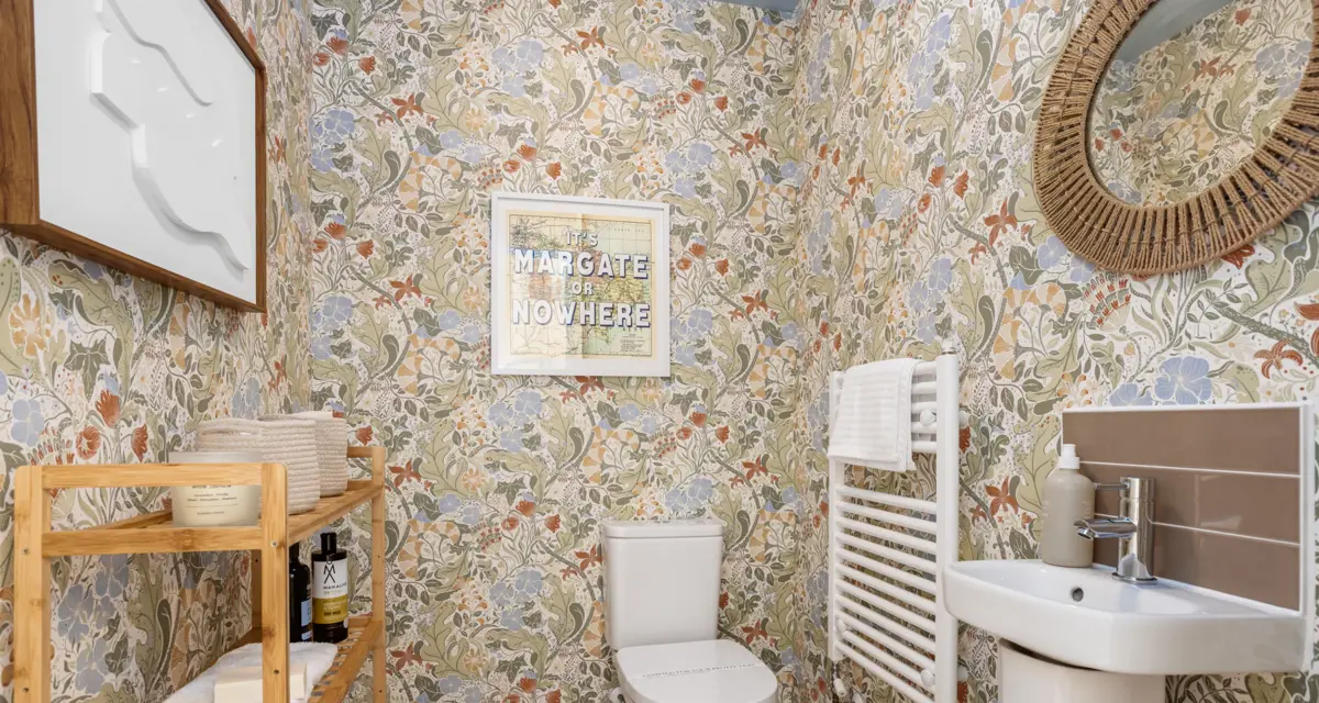 008 Lowres 3Bed Showhome Photography Hartsdown PFP 2S2A4664