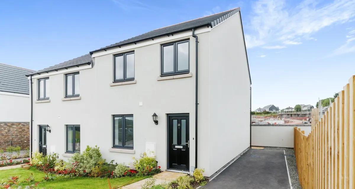 Plot235 Front