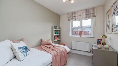 The Pottery Show Home Single Bedroom