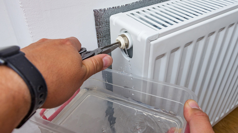 Why aren't my radiators heating up - Places for People