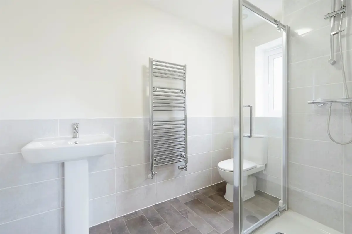 Wood Mill View Elemore Ensuite2