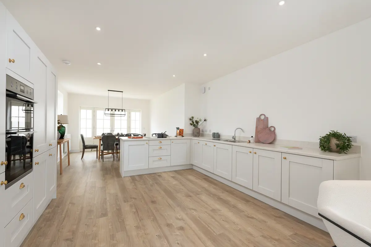 75787 Plot95 Showhome 009 Ezgif.Com Jpg To Webp Converter