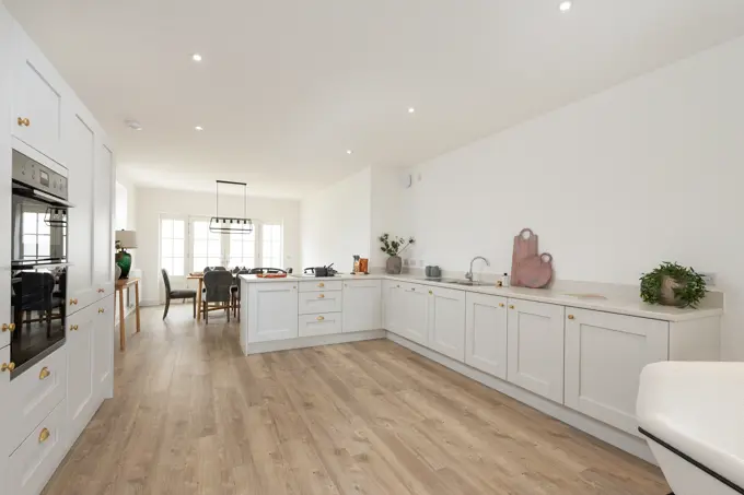 75787 Plot95 Showhome 009 Ezgif.Com Jpg To Webp Converter