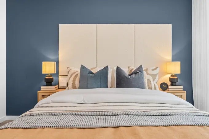 012 Lowres Cablewharf 2Bedshowhome DSC 4878