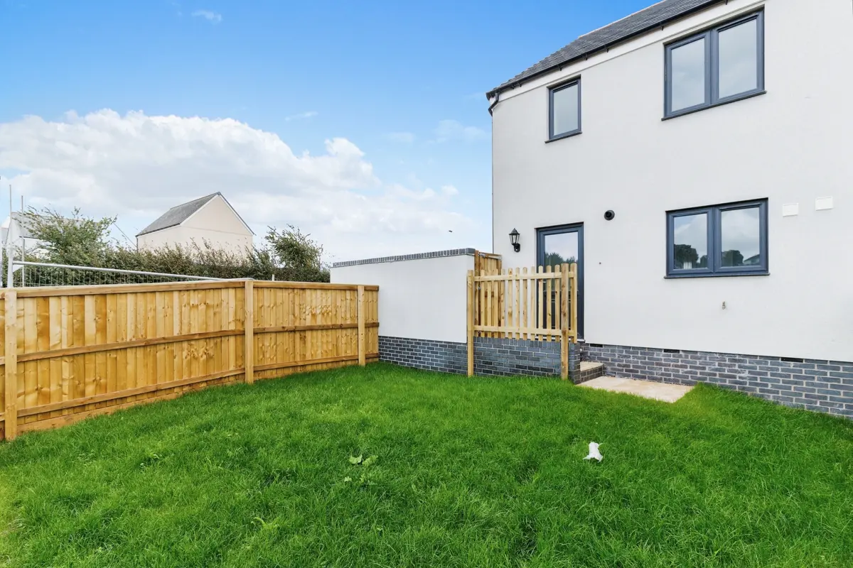 Plot235 Rear