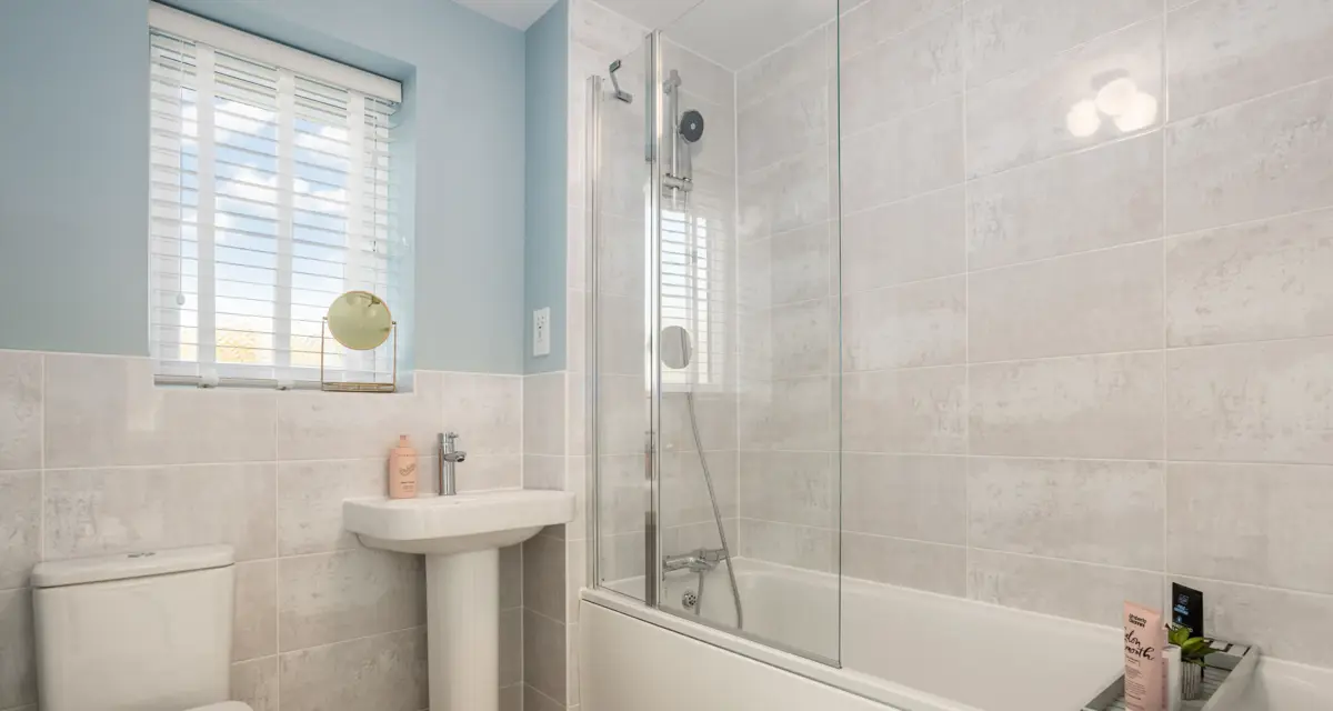 050 Lowres 3Bed Showhome Photography Hartsdown PFP 2S2A5069 (1)