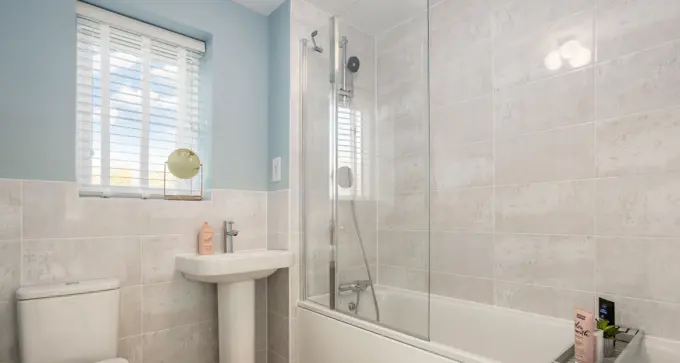 050 Lowres 3Bed Showhome Photography Hartsdown PFP 2S2A5069 (1)