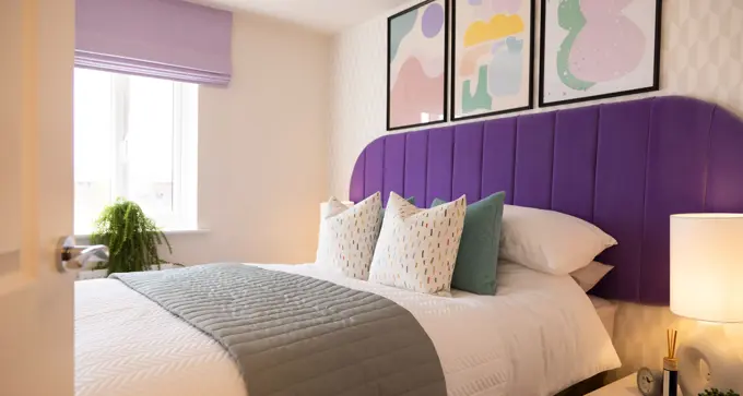 Daresbury Bed 1