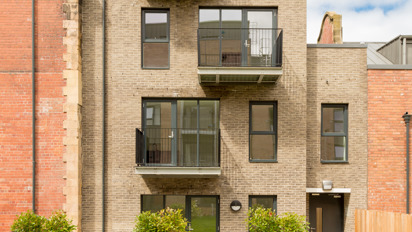 Apartment 22