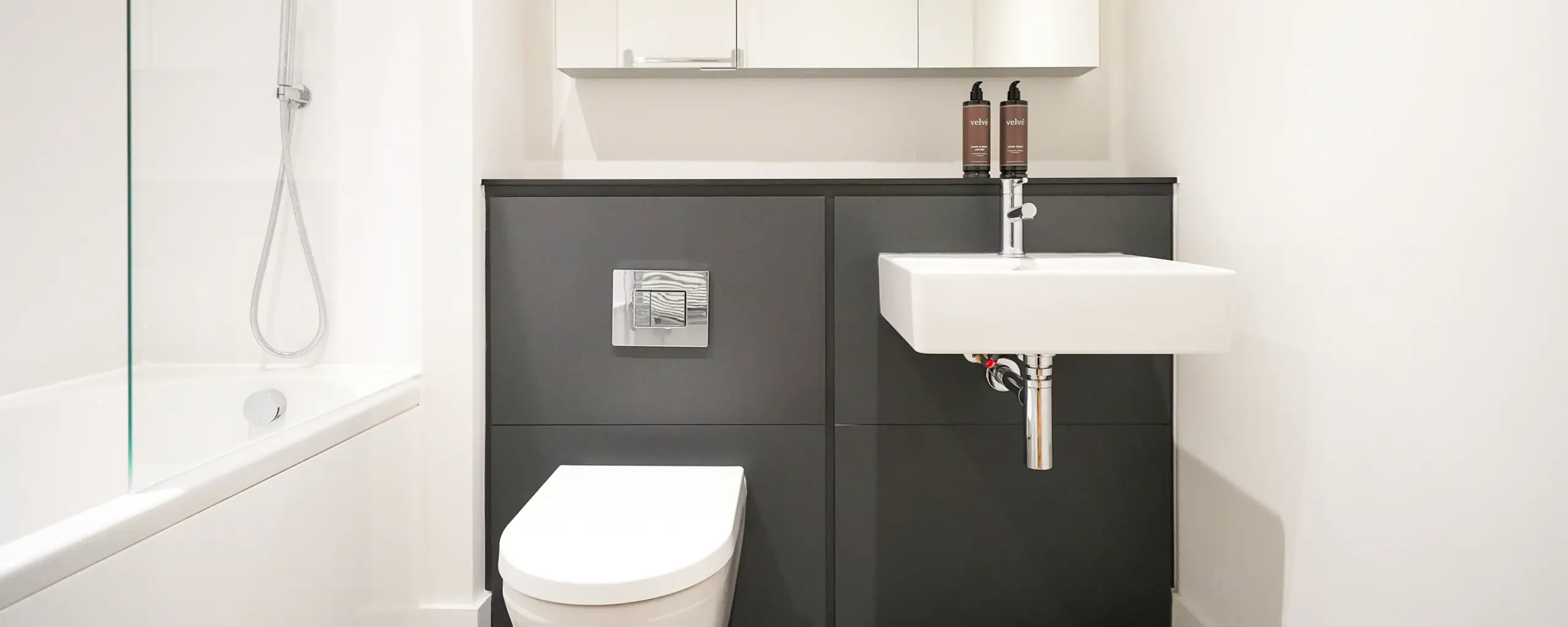 Mansion House Bathroom